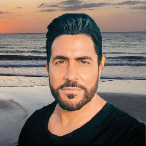 Picture of Dan Reyes